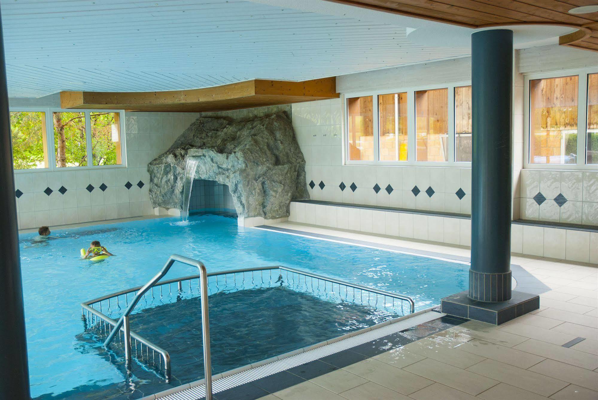 Hotel Simmenhof Lenk Exterior photo